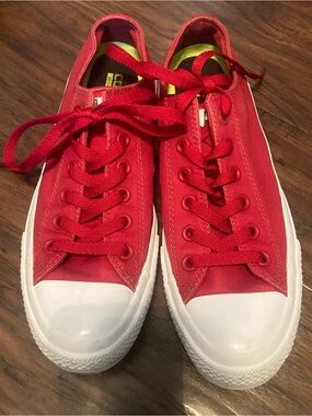 Converse Chuck Taylor 11 Red Unisex Shoes Women’s Size 9.5, Men’s Size 7.5.